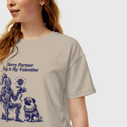 Футболка оверсайз женская Мопс Валентин и рыцарь, цвет: миндальный — фото 2