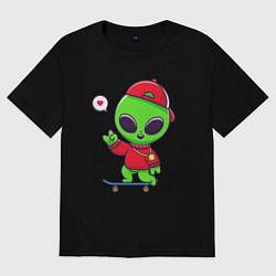 Женская футболка оверсайз Пришелец скейтбордист