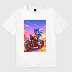 Женская футболка оверсайз Ёж Соник на ржавом ретро мотоцикле в пустыне