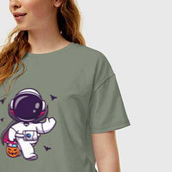 Футболка оверсайз женская Космонавт с конфетками, цвет: авокадо — фото 2