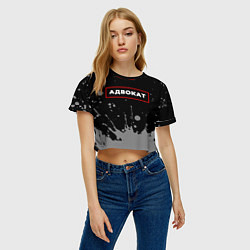 Футболка 3D укороченная женская Адвокат - в красной рамке на темном, цвет: 3D-принт — фото 2