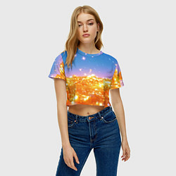 Футболка 3D укороченная женская Золотые шарики на голубом фоне, цвет: 3D-принт — фото 2