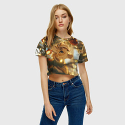 Футболка 3D укороченная женская Лошадка любуется елочным шаром, цвет: 3D-принт — фото 2