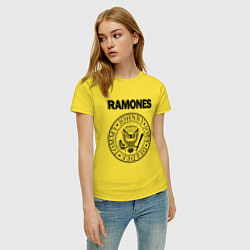 Футболка хлопковая женская RAMONES, цвет: желтый — фото 2