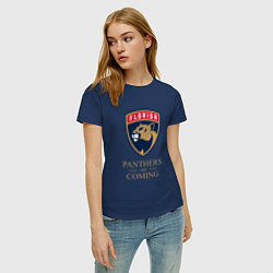 Футболка хлопковая женская Panthers are coming Florida Panthers Флорида Панте, цвет: тёмно-синий — фото 2