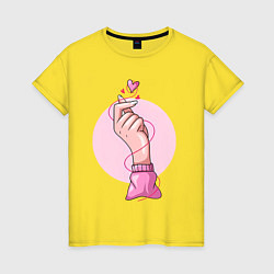 Женская футболка Жест любви
