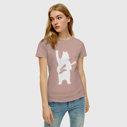 Футболка хлопковая женская Мишутка рокер, цвет: пыльно-розовый — фото 2