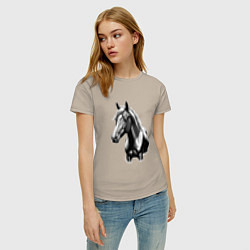 Футболка хлопковая женская Портрет лошади, цвет: миндальный — фото 2