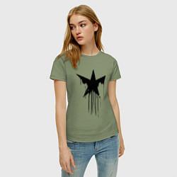 Футболка хлопковая женская Black blot star - minimalism, цвет: авокадо — фото 2