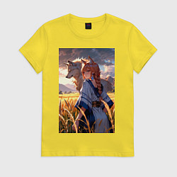 Футболка хлопковая женская Девушка-волчица посреди поля пшеницы, цвет: желтый