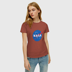 Футболка хлопковая женская NASA: Logo, цвет: кирпичный — фото 2