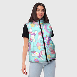 Женский жилет Единорог мороженое конфета и сердечки на голубом ф, цвет: 3D-светло-серый — фото 2
