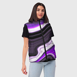 Женский жилет Волнистые горизонтальные чёрно-фиолетовые полосы н, цвет: 3D-светло-серый — фото 2
