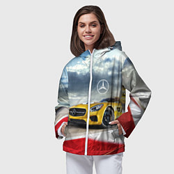 Ветровка с капюшоном женская Mercedes AMG V8 Biturbo на трассе, цвет: 3D-белый — фото 2