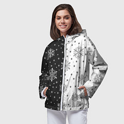 Ветровка с капюшоном женская Рождественские снежинки на черно-белом фоне, цвет: 3D-белый — фото 2