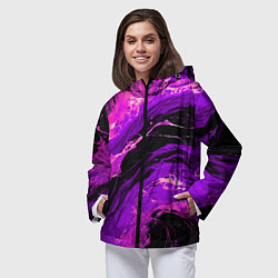 Ветровка с капюшоном женская Фиолетовые брызги на чёрном фоне, цвет: 3D-черный — фото 2